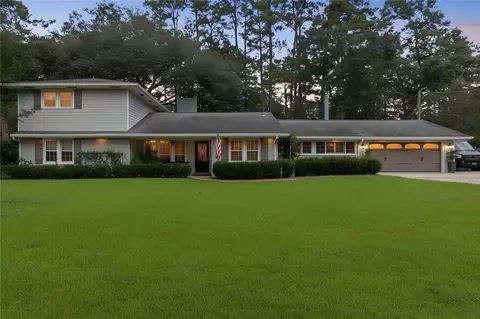1118 W 11th Ave, Covington, LA 70433