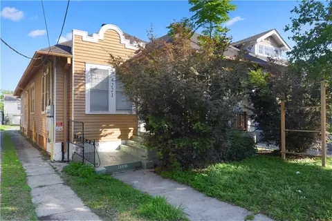 4221 S Carrollton Ave, New Orleans, LA 70119