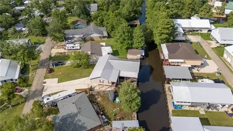 View/Area - 31427 Judith Dr, Springfield, LA 70462 photo 9 of 10