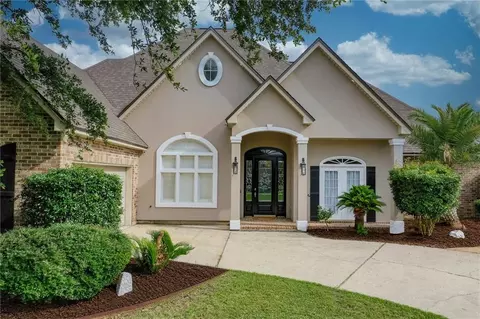 316 W Honors Point Ct, Slidell, LA 70458