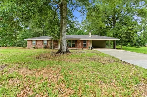39680 Oakwood Ests, Ponchatoula, LA 70454