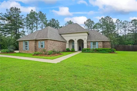 506 N Acadia Park Land, Covington, LA 70435