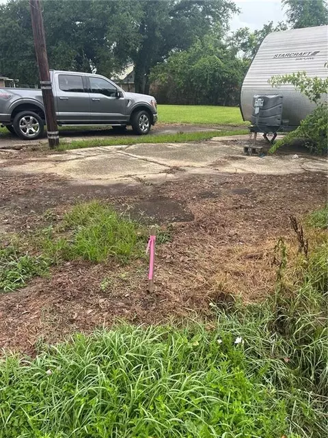 265 E 15th St, Reserve, LA 70084 photo 2