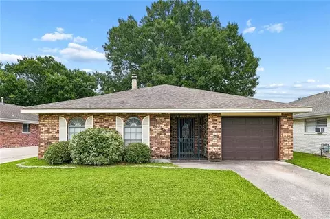 1205 Giuffrias Ave, Metairie, LA 70001