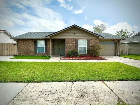 2725 Oak Forest Blvd, Marrero, LA 70072