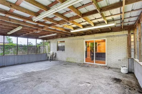 Exterior - 1073 9th St, Slidell, LA 70458 photo 2 of 3
