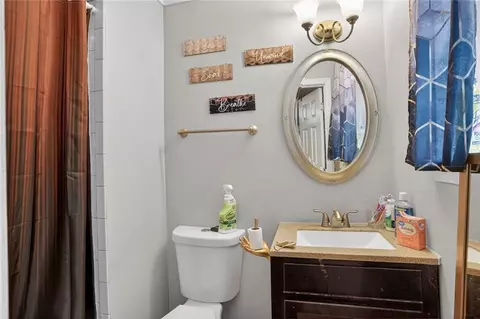 Bath - 1073 9th St, Slidell, LA 70458 photo 2 of 3