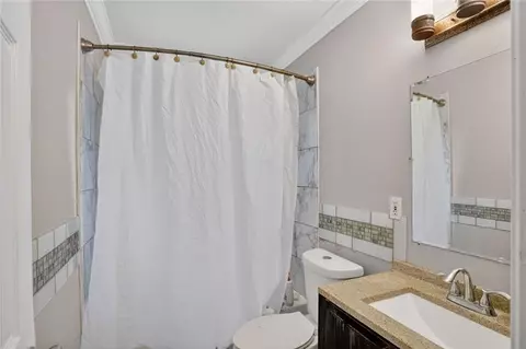 Bath - 1073 9th St, Slidell, LA 70458 photo 3 of 3