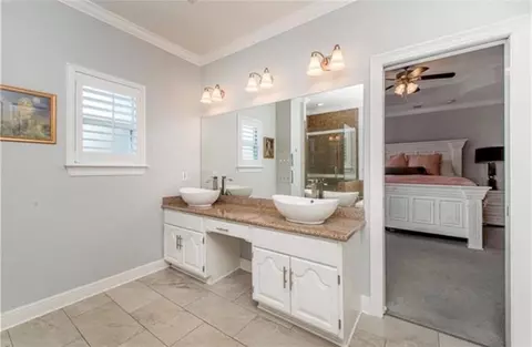 Bath - 615 River Oaks Dr, Covington, LA 70433 photo 1 of 5