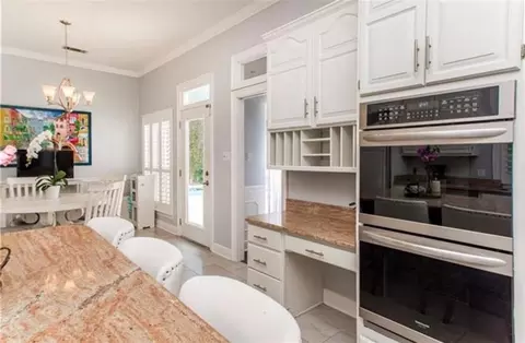 Kitchen - 615 River Oaks Dr, Covington, LA 70433 photo 5 of 6