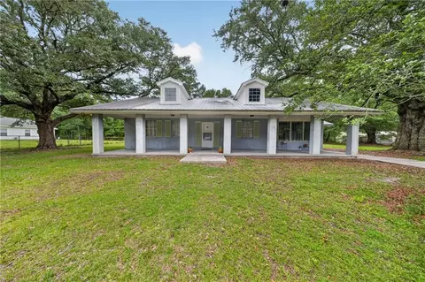 66159 St Mary Dr, Pearl River, LA 70452