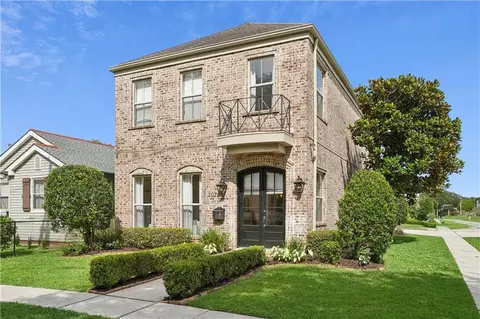 307 Bath St, Metairie, LA 70001
