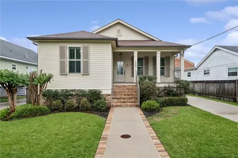 1483 Mithra St, New Orleans, LA 70122