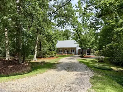 111 Jasmine Dr, Covington, LA 70433