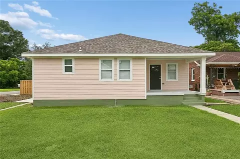1041 Sumner St, New Orleans, LA 70114