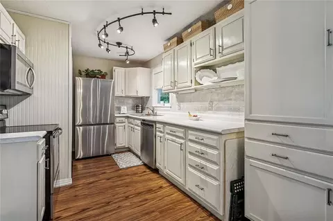 Kitchen - 72350 Forest Dr, Covington, LA 70433 photo 1 of 1