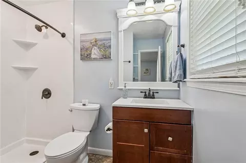 Bath - 72350 Forest Dr, Covington, LA 70433 photo 1 of 2