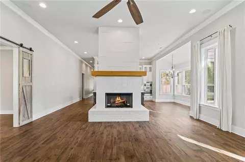 Living - 600 Colbert St, Mandeville, LA 70448 photo 3 of 5