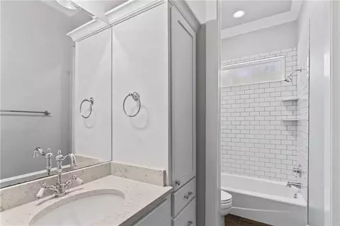 Bath - 600 Colbert St, Mandeville, LA 70448 photo 5 of 6