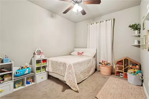 Bedroom - 70367 State St, Mandeville, LA 70471 photo 2 of 3