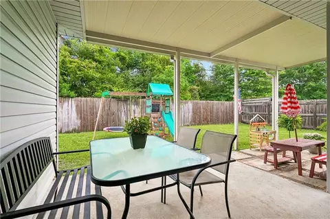 Exterior - 70367 State St, Mandeville, LA 70471 photo 2 of 3