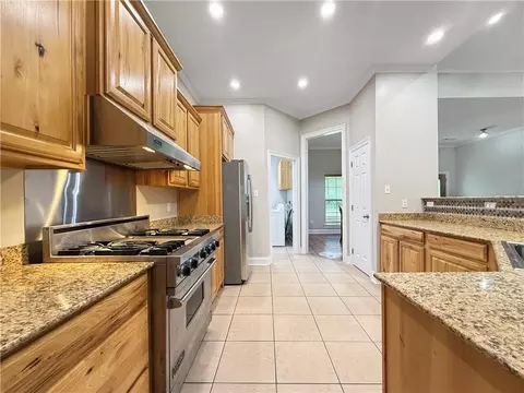 Kitchen - 59566 Badon Rd, Slidell, LA 70460 photo 2 of 2