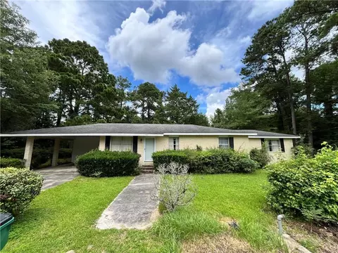 103 Bunche St, Bogalusa, LA 70427