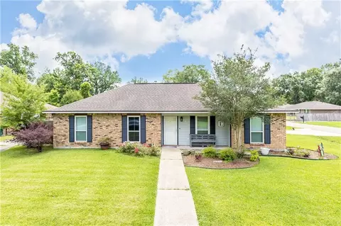 7639 Debit Dr, Baton Rouge, LA 70817
