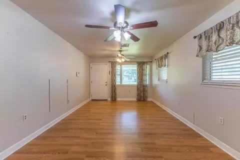 Living - 356 Markham Dr, Slidell, LA 70458 photo 2 of 3