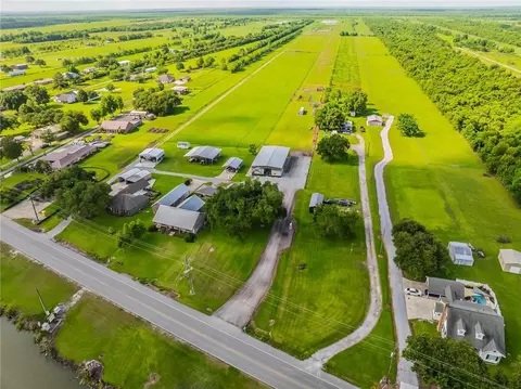 10166 Highway 1 St, Lockport, LA 70374