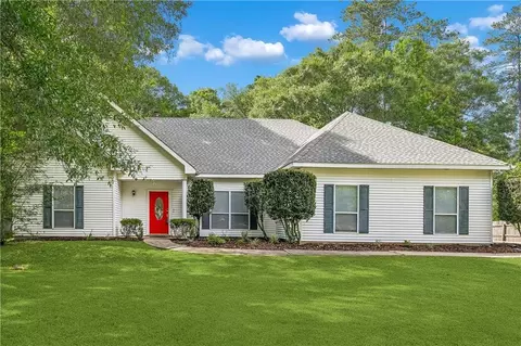 532 Covington Pt, Covington, LA 70433
