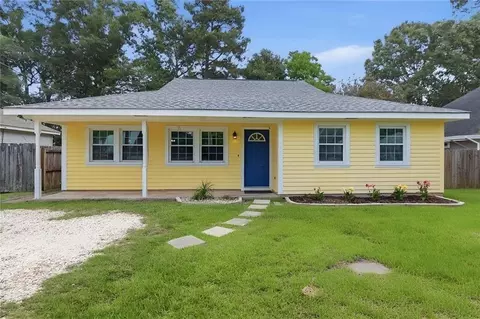 949 Norval St, Mandeville, LA 70448