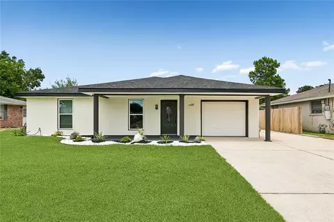 119 Pi St, Belle Chasse, LA 70037