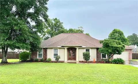 18147 Laura Lee Dr, Ponchatoula, LA 70454