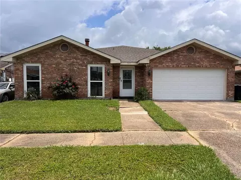 5311 E Idlewood Dr, New Orleans, LA 70128