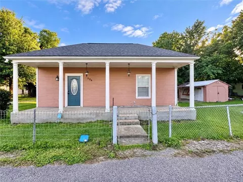 236 S Sycamore St, Gramercy, LA 70052