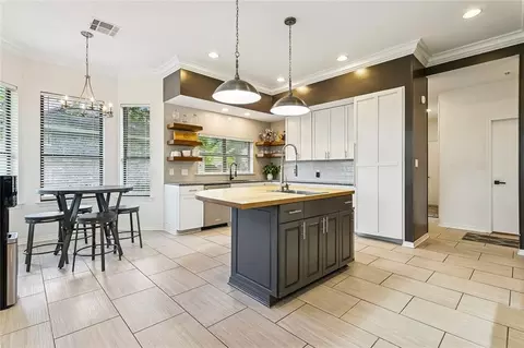 Kitchen - 237 Evangeline Dr, Mandeville, LA 70471 photo 2 of 3