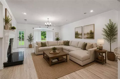 Living - 417 Spartan Loop, Slidell, LA 70458 photo 3 of 7