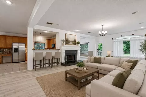 Living - 417 Spartan Loop, Slidell, LA 70458 photo 1 of 7
