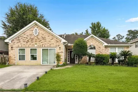 417 Spartan Loop Dr, Slidell, LA 70458