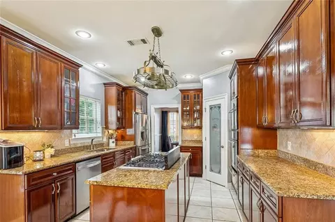 Kitchen - 246 E Augusta Ln, Slidell, LA 70458 photo 1 of 2