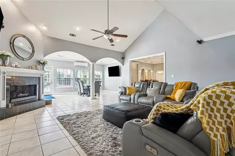 Living - 246 E Augusta Ln, Slidell, LA 70458 photo 1 of 1