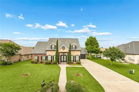 Exterior - 246 E Augusta Ln, Slidell, LA 70458 photo 2 of 4