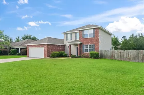 Exterior - 569 Moore Blvd, Covington, LA 70433 photo 2 of 4