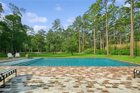 Exterior - 74516 River Rd, Covington, LA 70435 photo 12 of 15