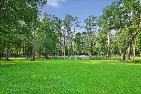 Exterior - 74516 River Rd, Covington, LA 70435 photo 14 of 15