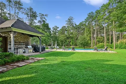 Exterior - 74516 River Rd, Covington, LA 70435 photo 10 of 15