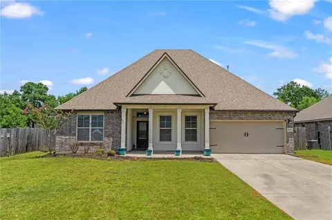 16819 Highland Heights Dr, Covington, LA 70435