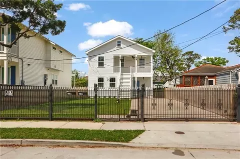 2724-26 Upperline St, New Orleans, LA 70115