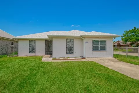 13951 Dominic Mai Dr, New Orleans, LA 70129